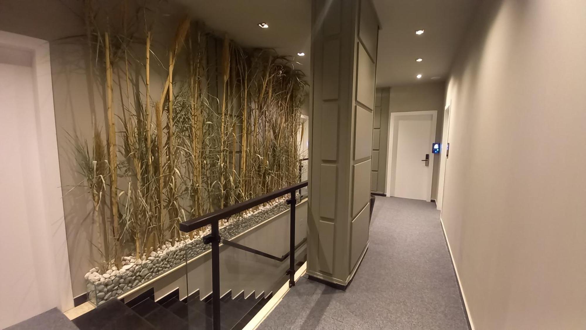 Hotel Aglon Vlorë Buitenkant foto